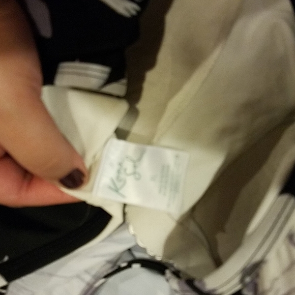 Swim top - Picture 2 of 2